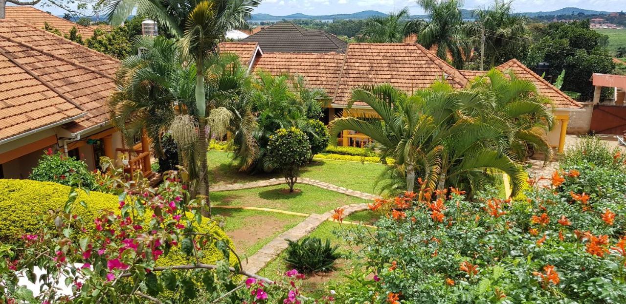 Keelan ace villas Kampala Buitenkant foto